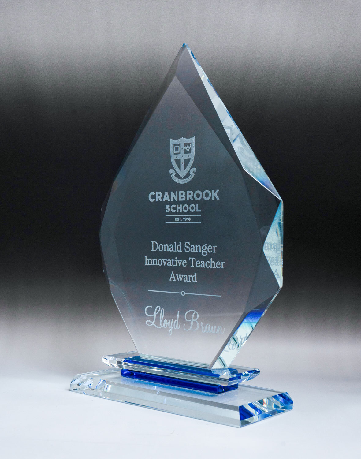 1343-3 Aquamarine Glass-Arrow.