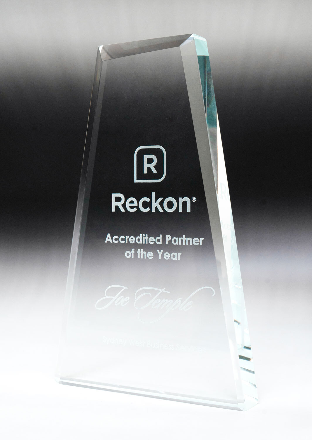 1368-3 Essense Glass-Trapezoid