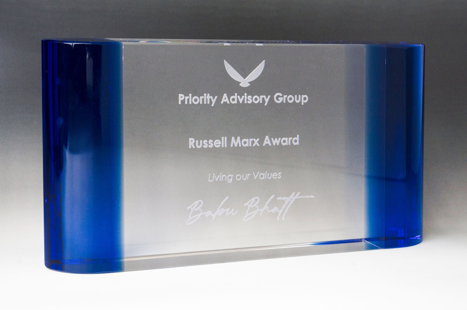 1375CBU Crystal-Horizontal Dual Edged Curved Block