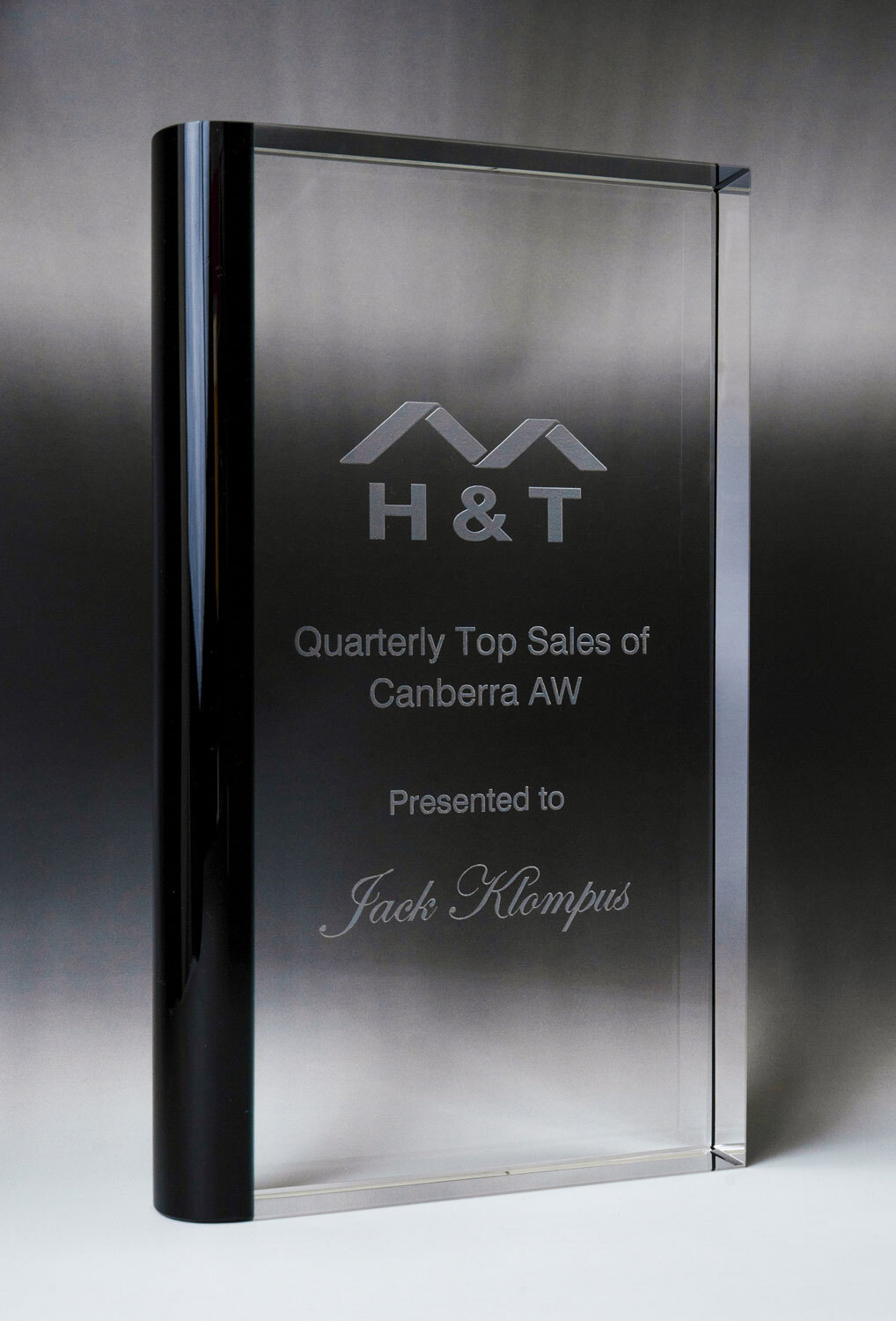 1376CBK Crystal-Vertical Single Edged Curved Block