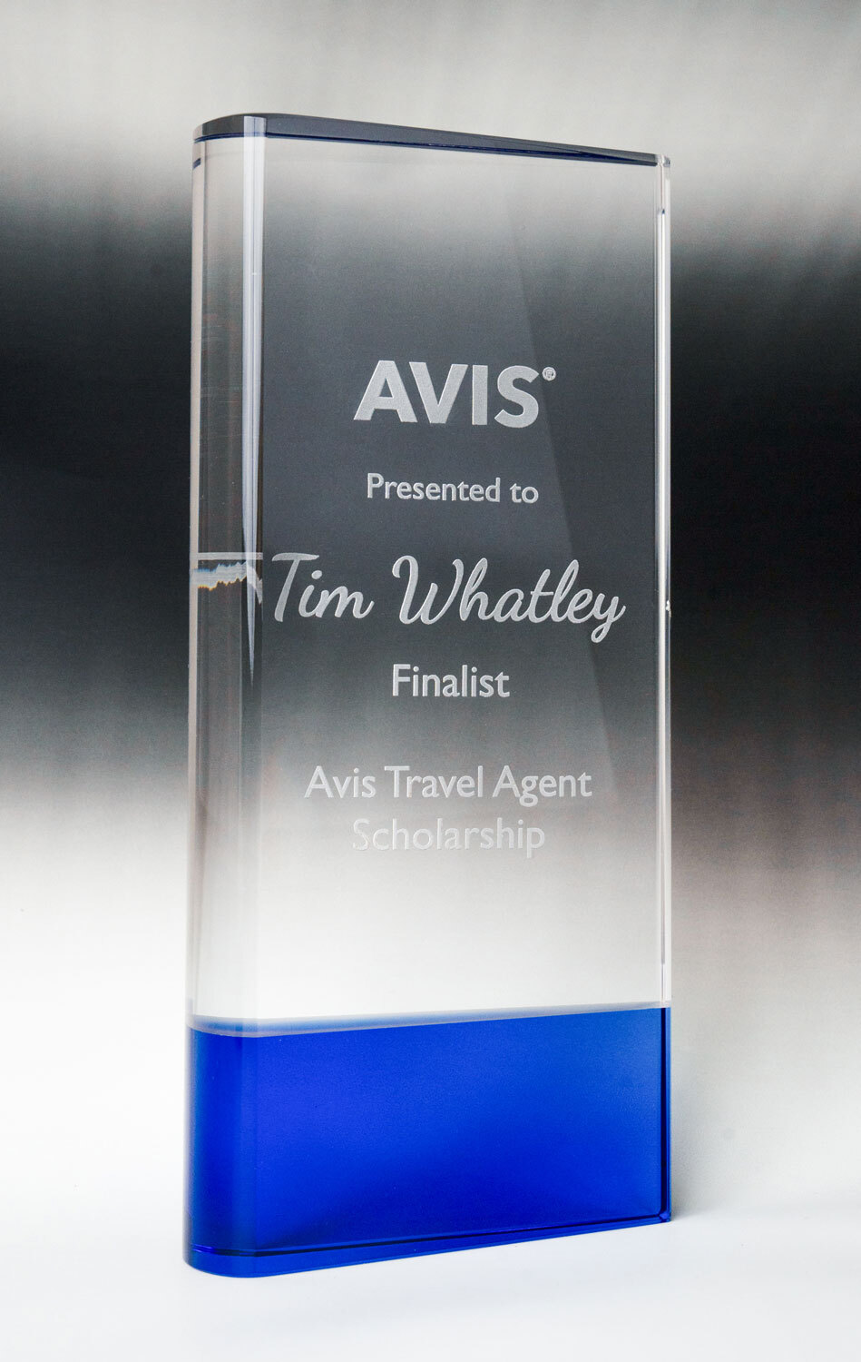 1377CBU Crystal-Vertical Curved Block with Coloured Plinth