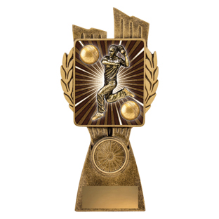 LR015 Lynx - Cricket Female Bowler